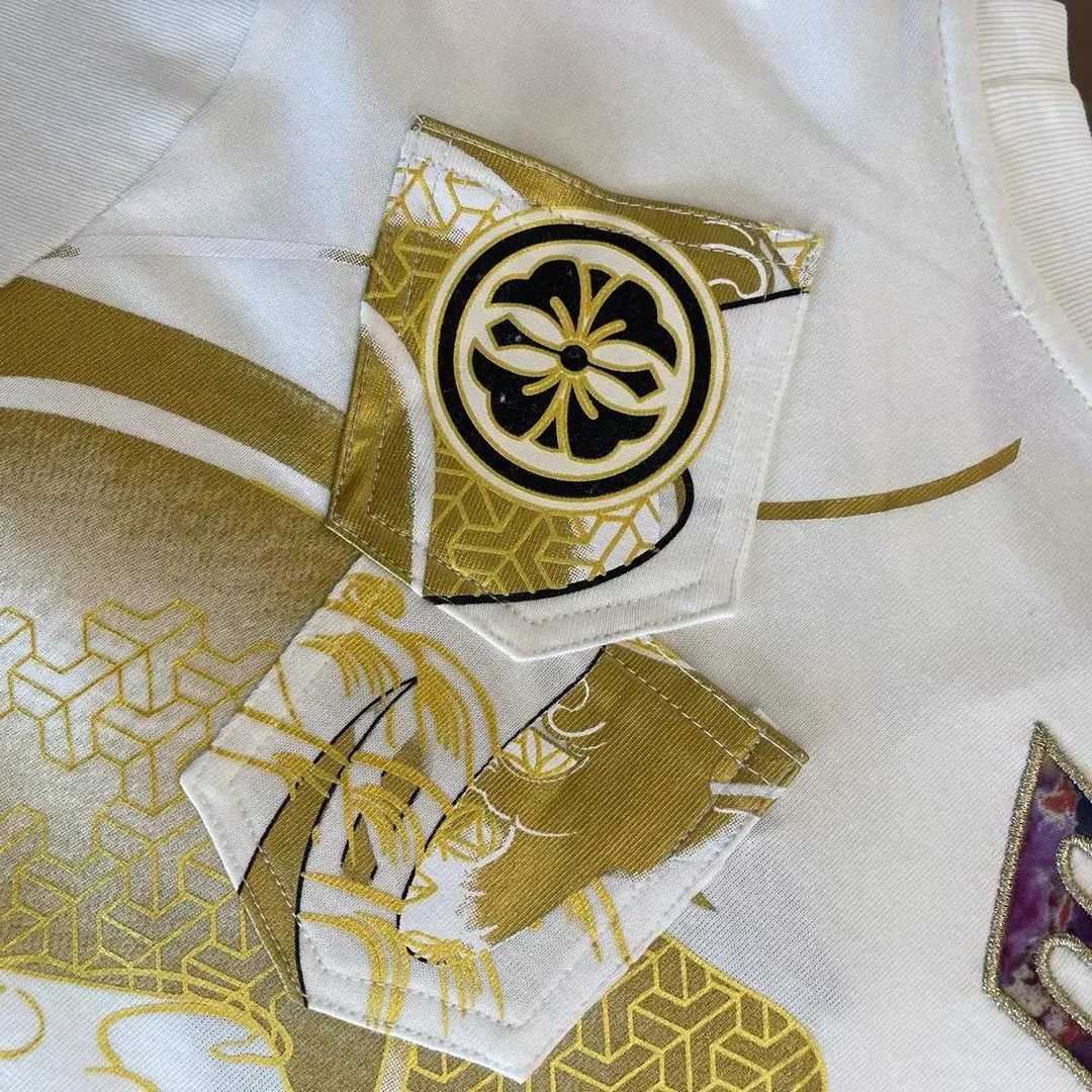 ， 25AW T 2EAHTM 2SP XXCTBLKX ， 。 ， ， 。 ， 。 White Size S M L XL XXL S 44 96 68 100-120 M 46 102 70 120-140 L 48 108 72 140-160 XL 50 116 74 160-180 XXL 52 122 76 180